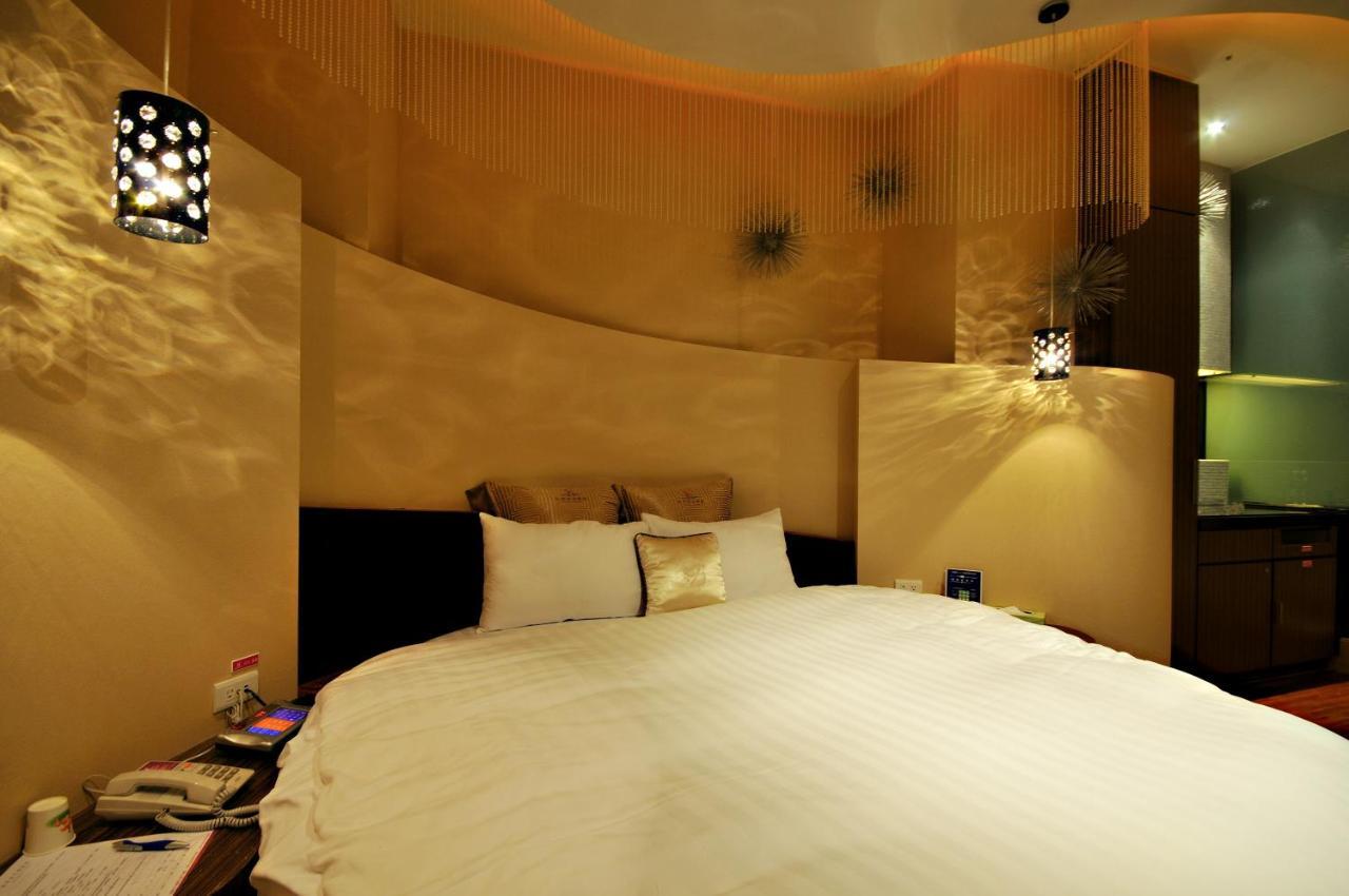 Dubai Motel Yilan Zewnętrze zdjęcie