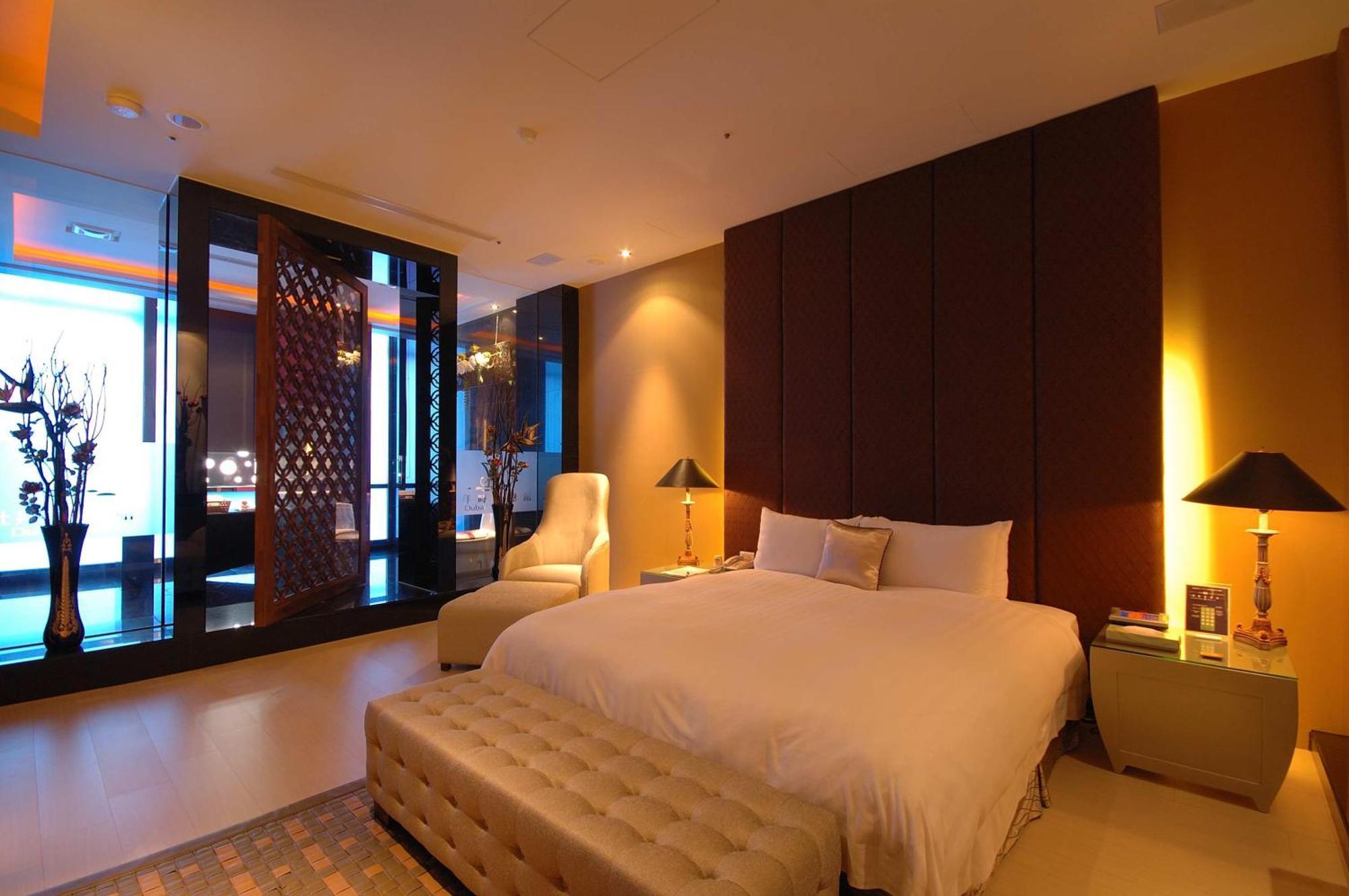 Dubai Motel Yilan Zewnętrze zdjęcie