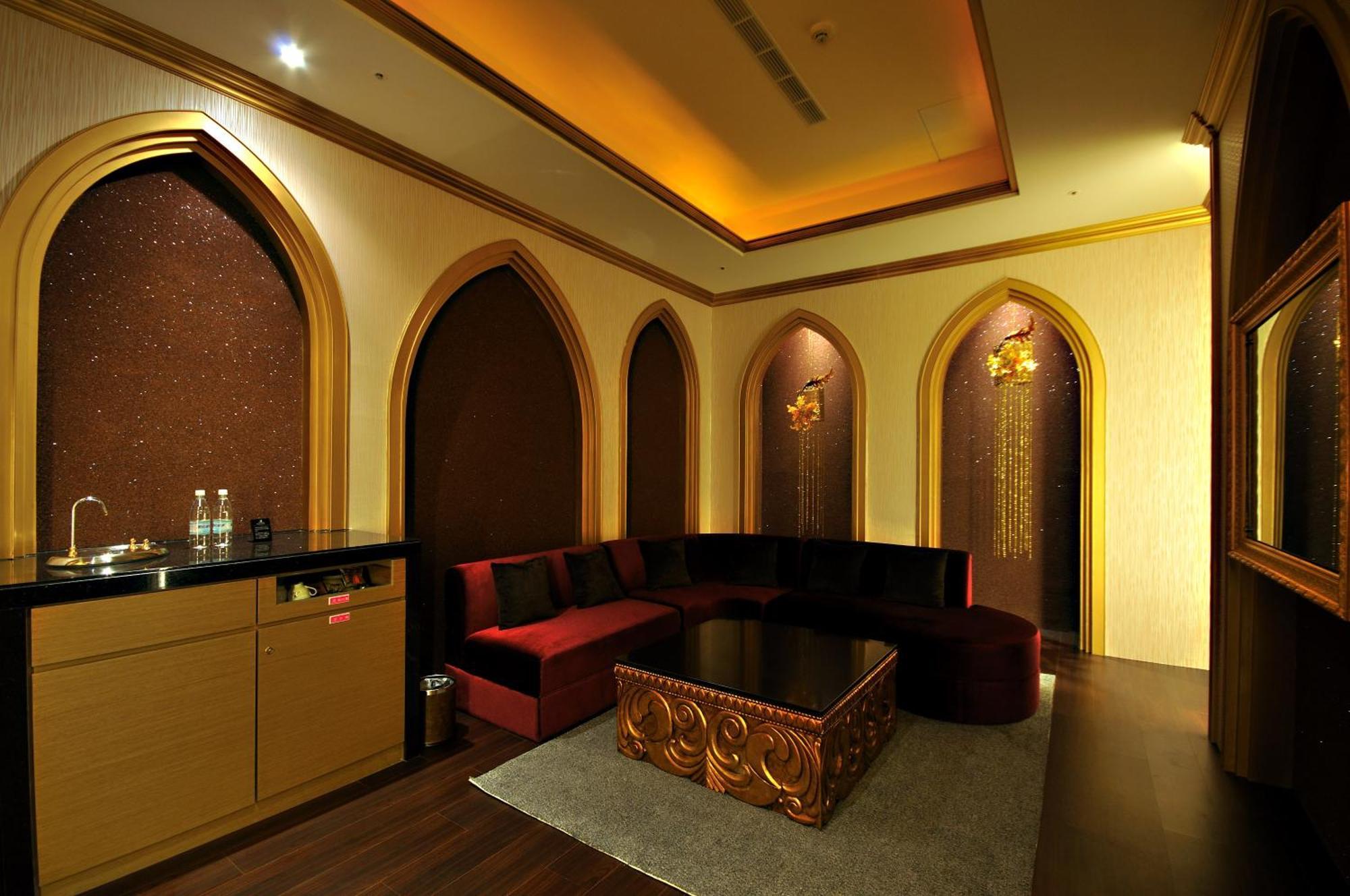 Dubai Motel Yilan Zewnętrze zdjęcie
