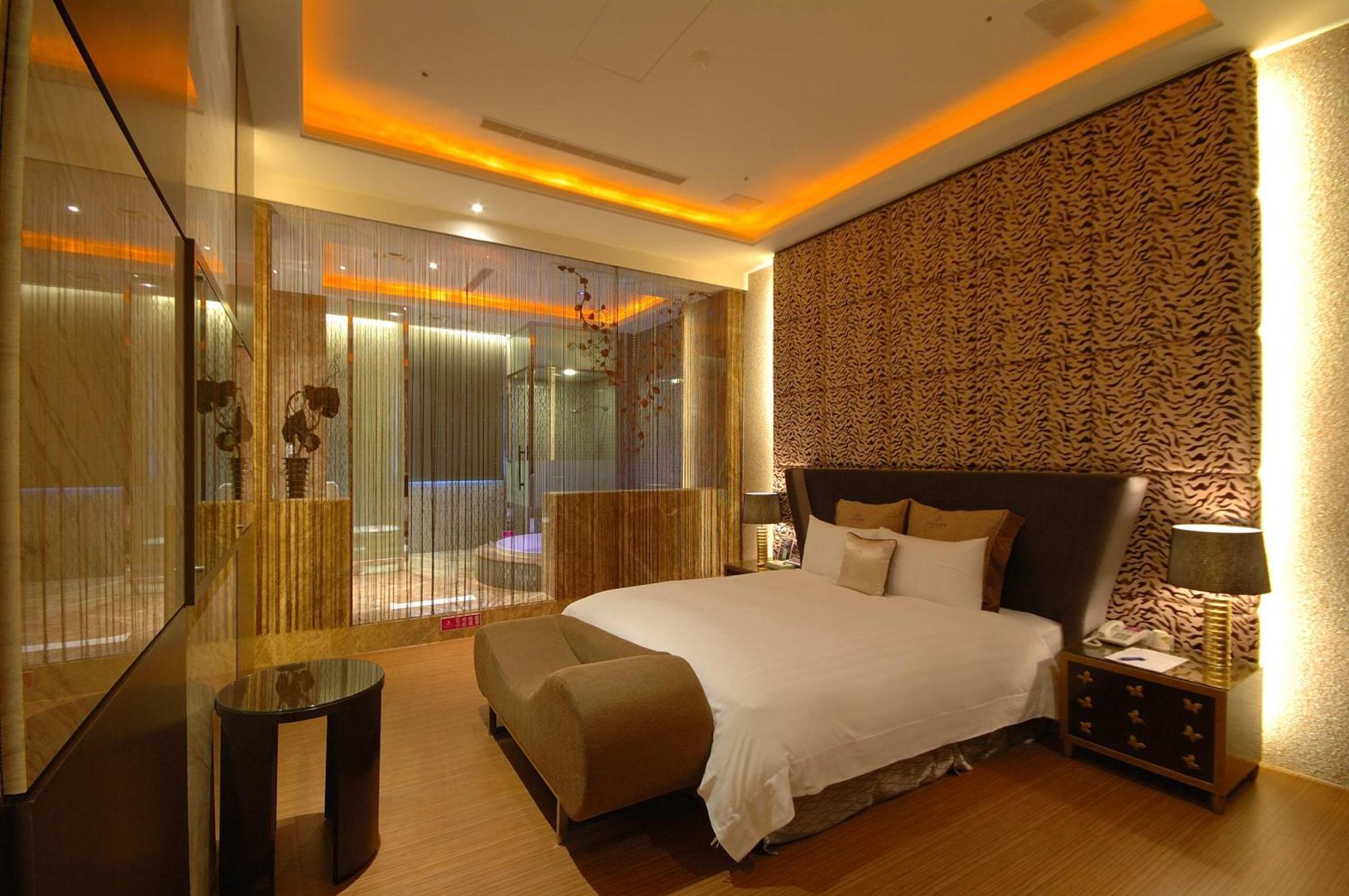 Dubai Motel Yilan Zewnętrze zdjęcie